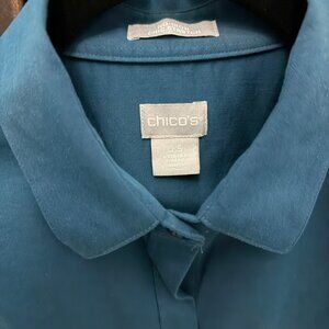 Chico's No Iron Teal long sleeve button shirt, Size 0.5 (US 6S)
